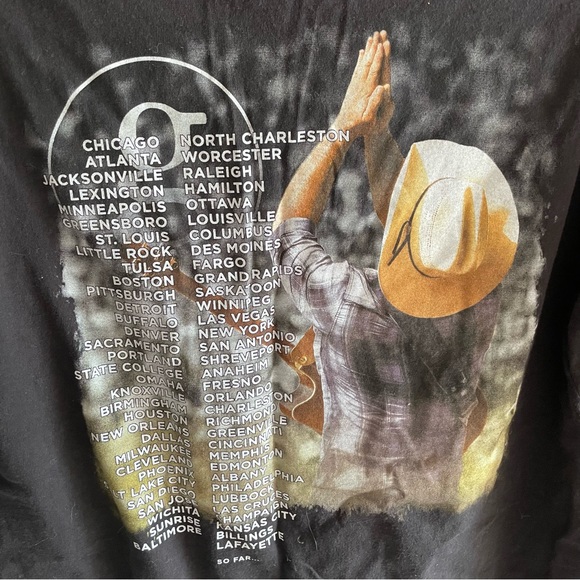 Garth Brooks T-Shirt Concert Tee World Tour 2014 - 2017 Mens LARGE Black - Picture 4 of 5